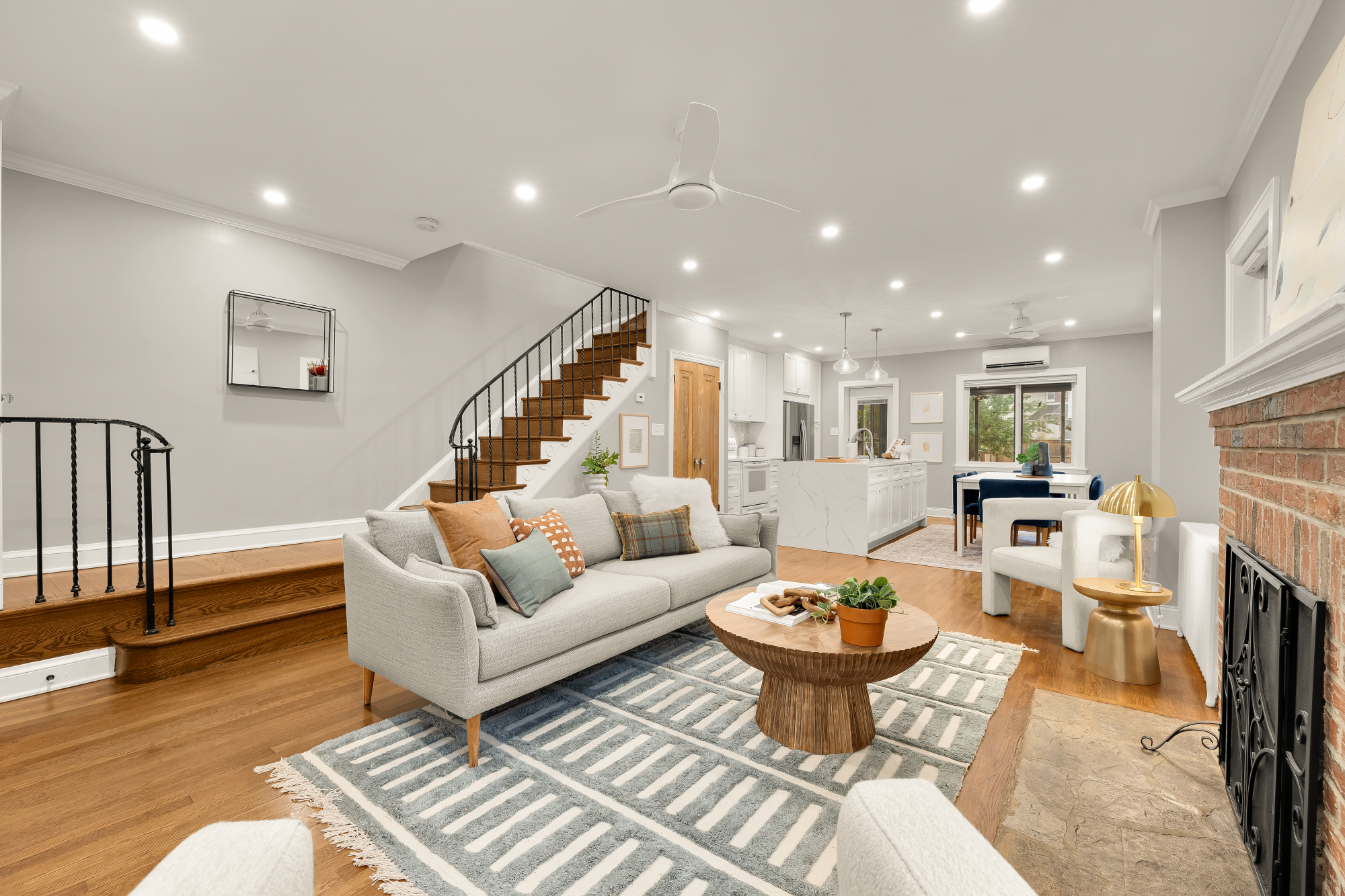 907 Varnum Street NE_Living Room